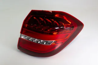 Magneti Marelli AL (Automotive Lighting) Right Tail Light - 1669060402